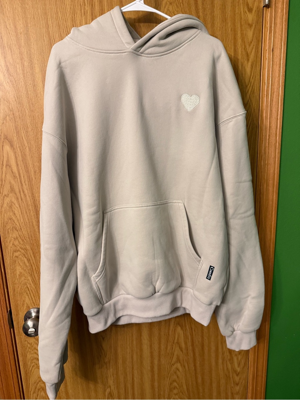 Cream Heart Embroidered Hoodie Sweatshirt - Minimal Casual Pullover